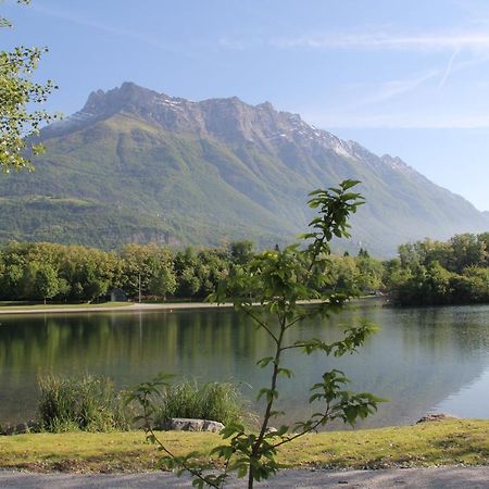Bed and Breakfast Juste Pour Le Plaisir Saint-Pierre-dʼAlbigny Esterno foto