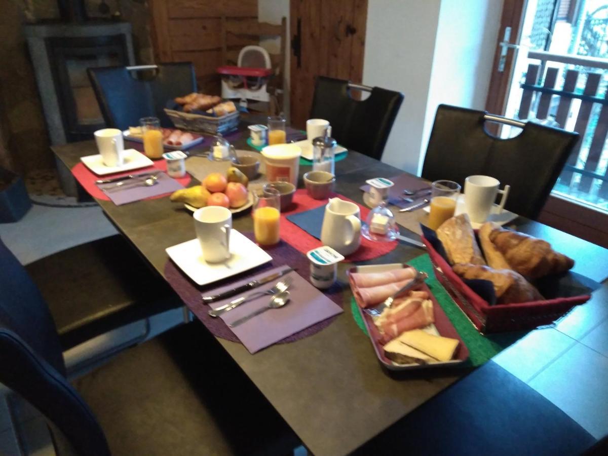 Bed and Breakfast Juste Pour Le Plaisir Saint-Pierre-dʼAlbigny Esterno foto