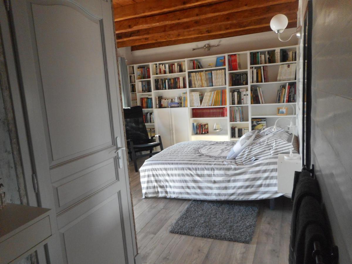 Bed and Breakfast Juste Pour Le Plaisir Saint-Pierre-dʼAlbigny Esterno foto